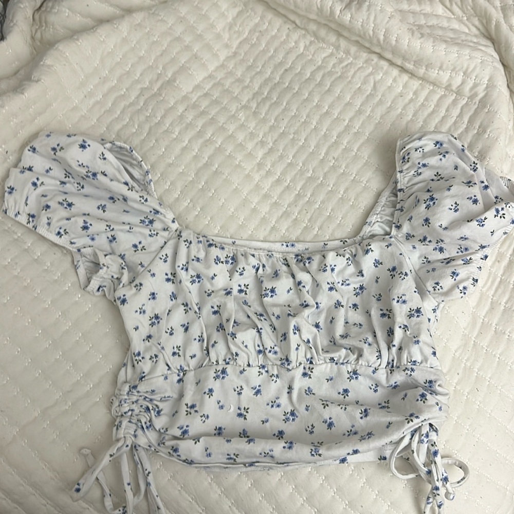 Hollister Floral Crop Top